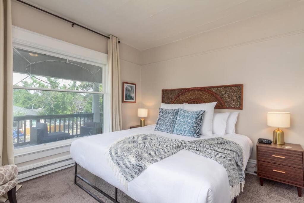 Historic 2 King Bed 1 Bath Near Downtown Spokane